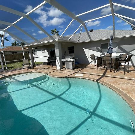 Beautiful Pool Home With Sleeping For 8 For Lovelypeople Cape Coral Exteriér fotografie