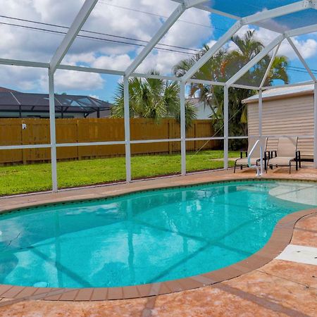 Beautiful Pool Home With Sleeping For 8 For Lovelypeople Cape Coral Exteriér fotografie