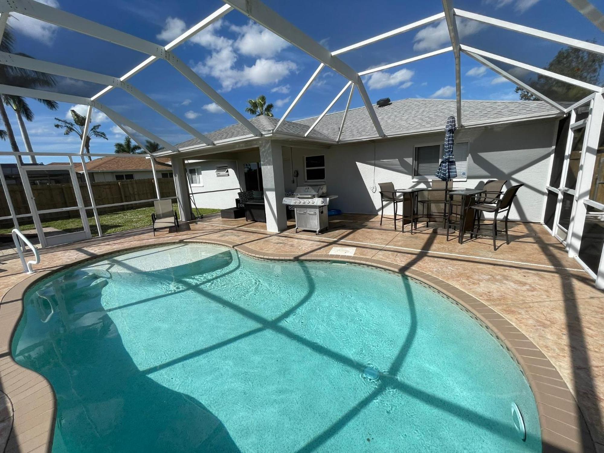 Beautiful Pool Home With Sleeping For 8 For Lovelypeople Cape Coral Exteriér fotografie