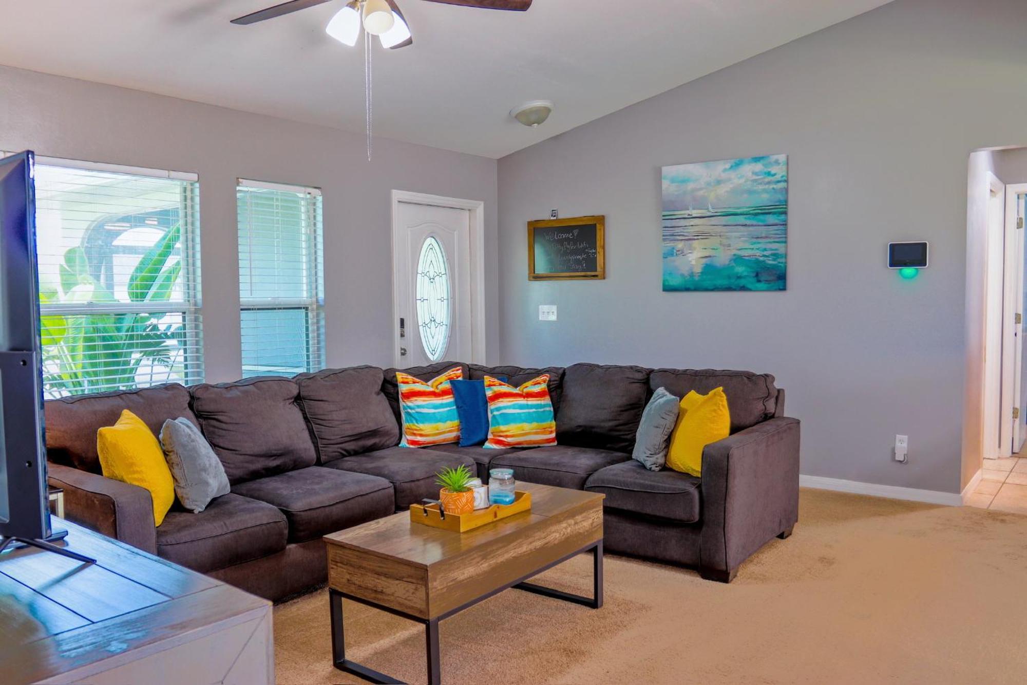 Beautiful Pool Home With Sleeping For 8 For Lovelypeople Cape Coral Exteriér fotografie