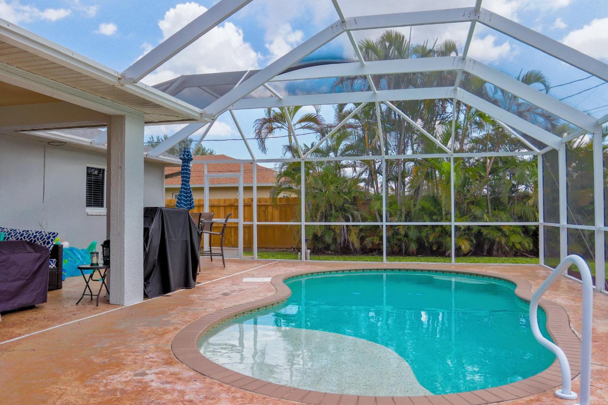 Beautiful Pool Home With Sleeping For 8 For Lovelypeople Cape Coral Exteriér fotografie